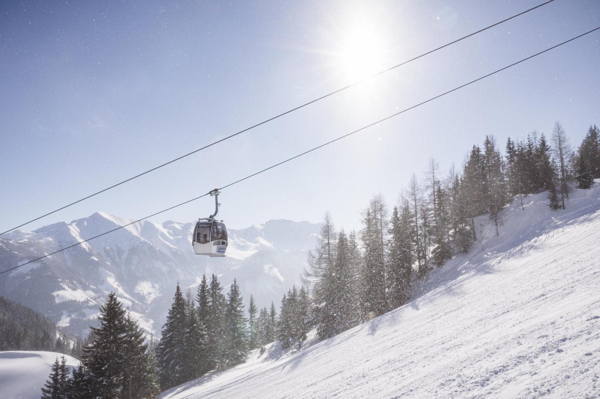 Appartements Mary Inklusive Tauern-Spa คาพรูน ภายนอก รูปภาพ