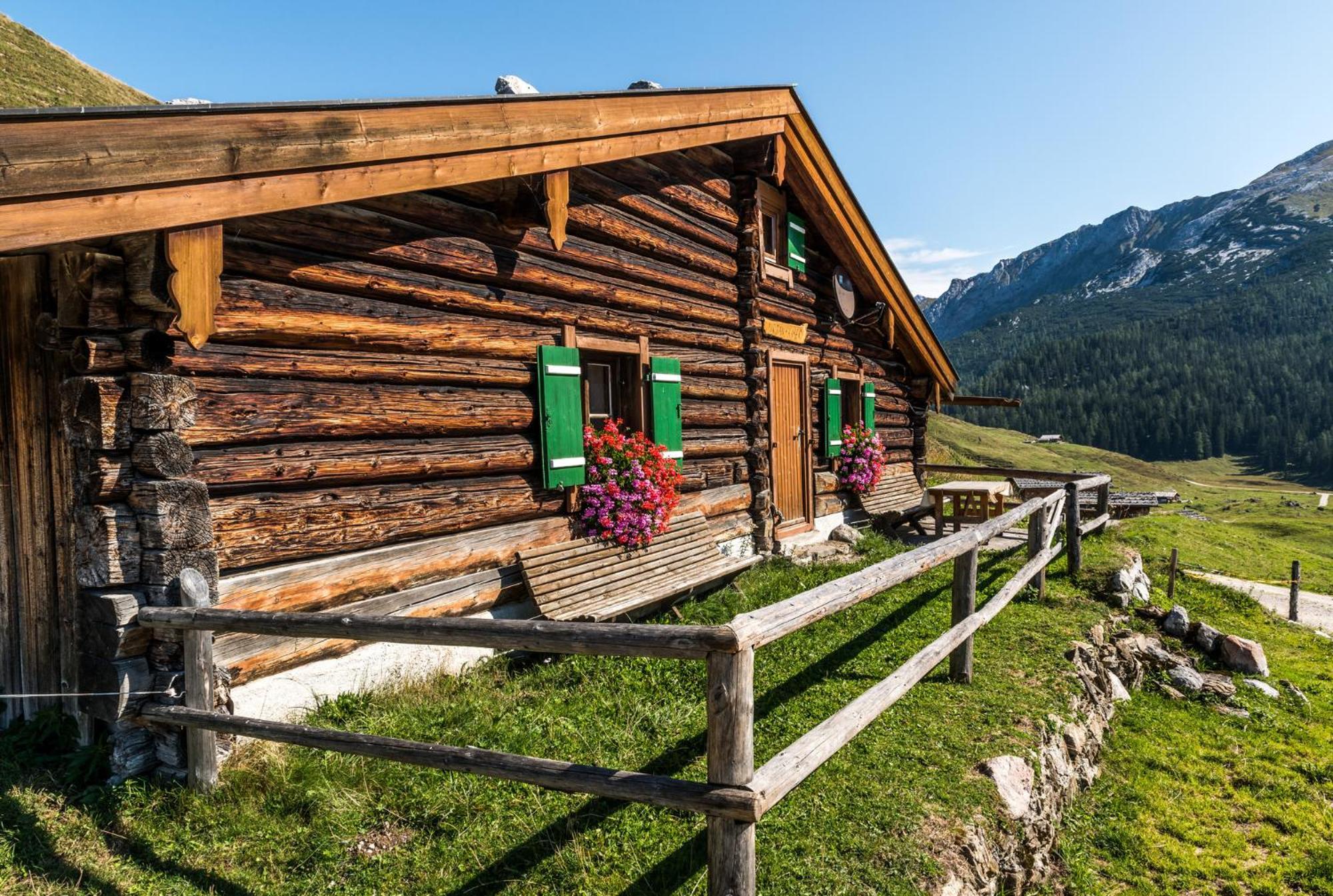 Appartements Mary Inklusive Tauern-Spa คาพรูน ภายนอก รูปภาพ