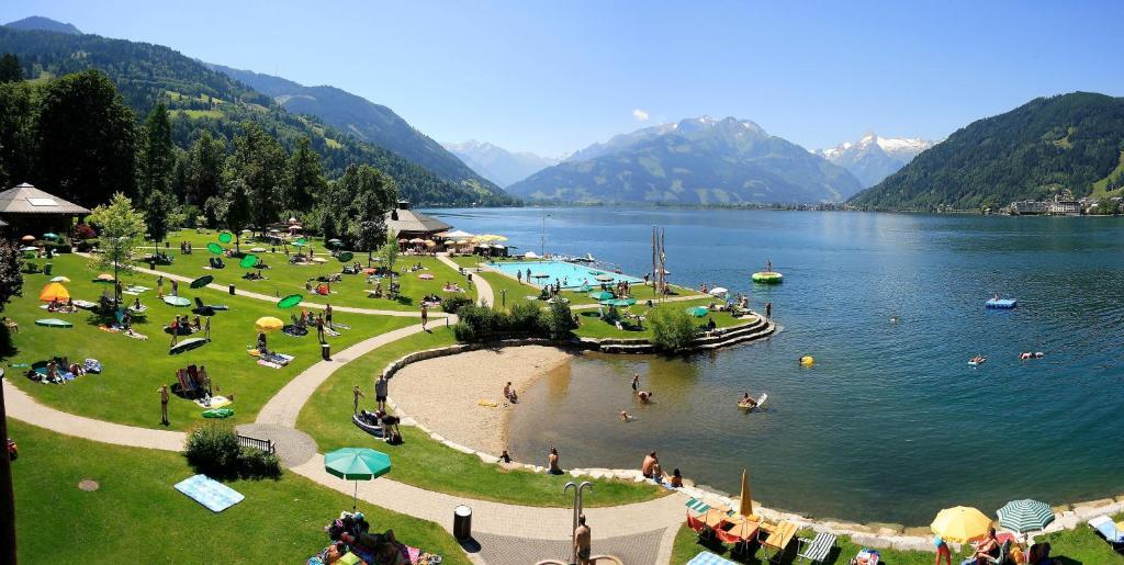 Appartements Mary Inklusive Tauern-Spa คาพรูน ภายนอก รูปภาพ